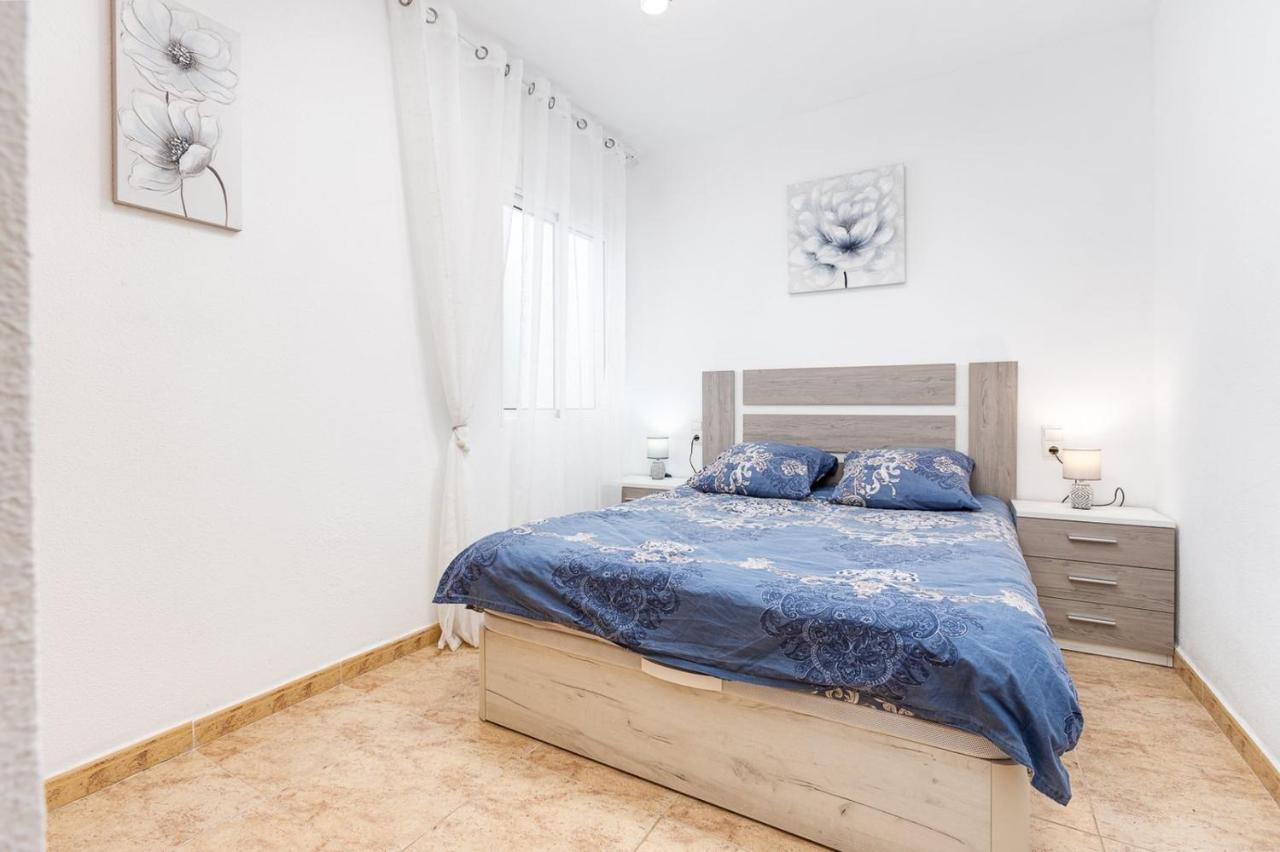 Сomfortable Apartament Caballero De Rodas Torrevieja Luaran gambar