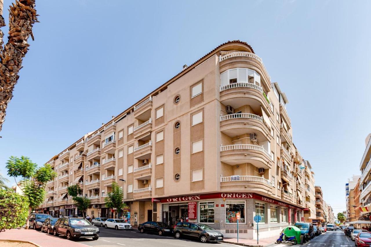 Сomfortable Apartament Caballero De Rodas Torrevieja Luaran gambar